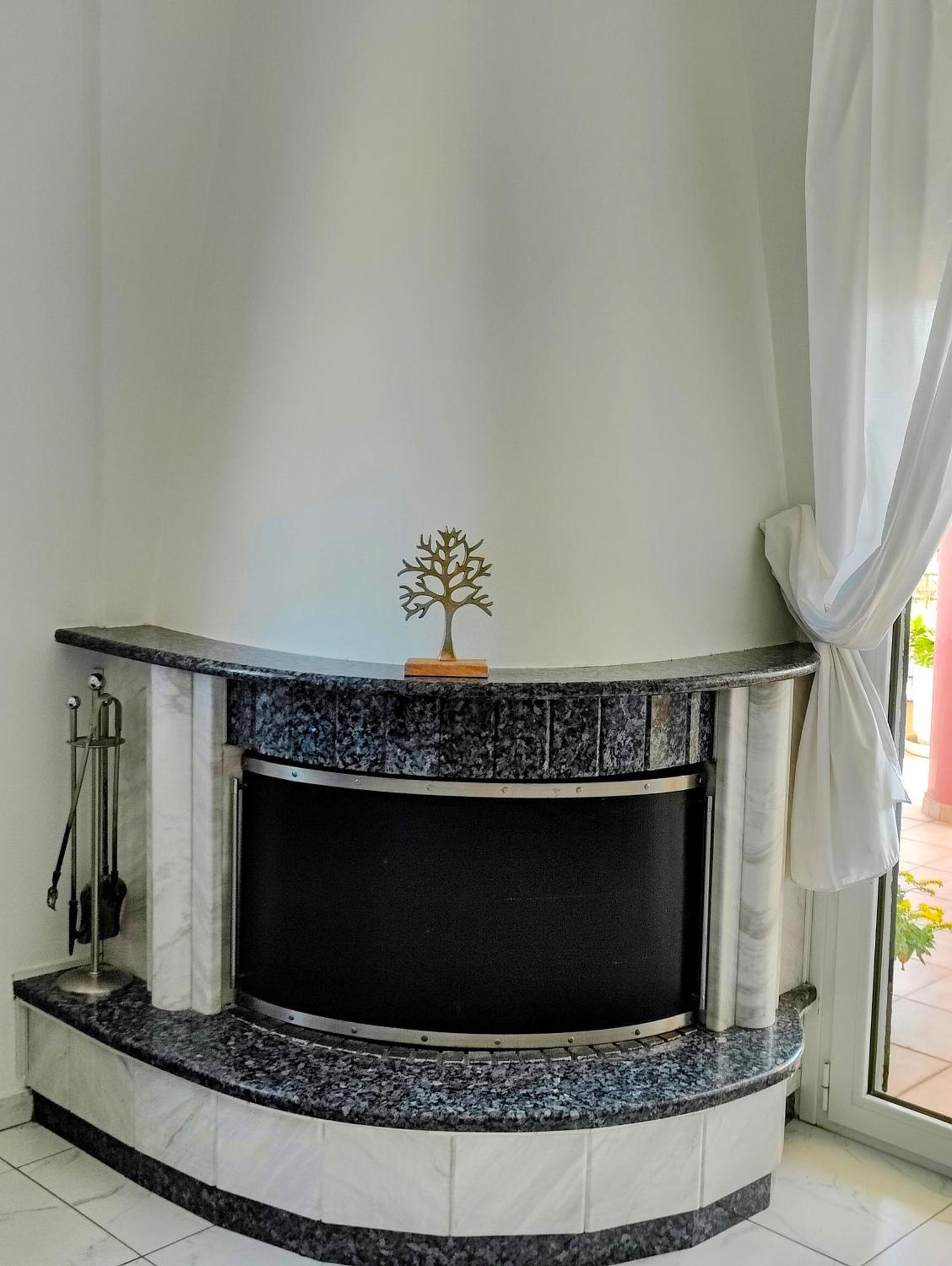 Celestial Garden-Thessaloniki'S Modern, Eclectic Penthouse With An Amazing View And Veranda Екстериор снимка